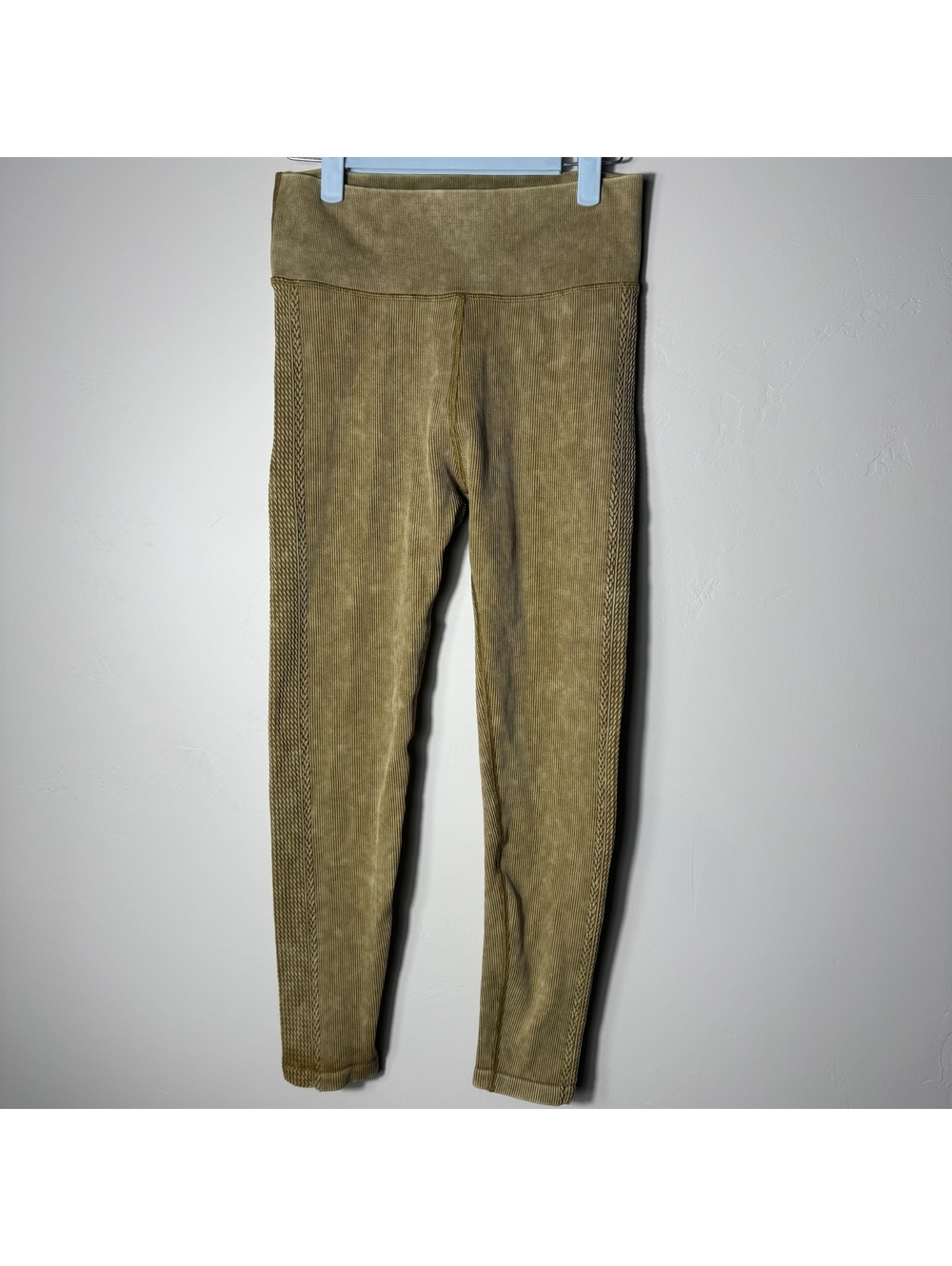 Offline by Aerie Leggings | medium